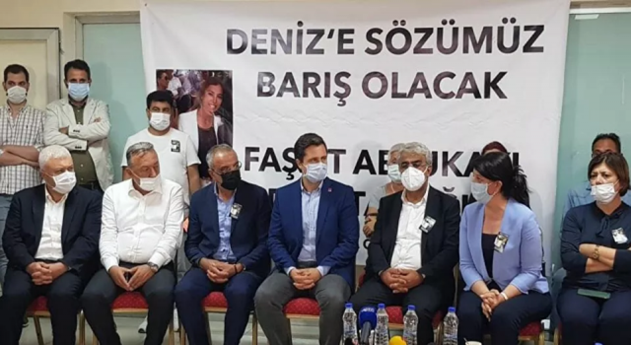 CHP heyeti, HDP İzmir İl Binası'nı ziyaret etti