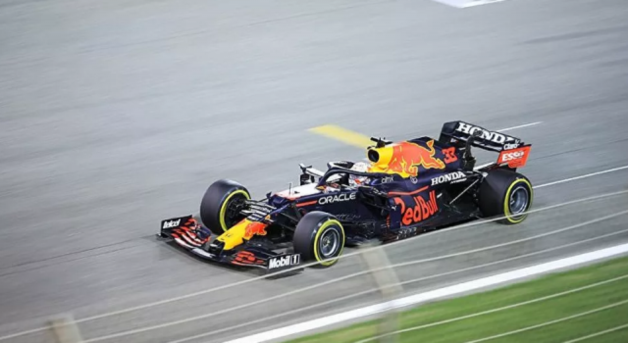 Formula 1 Fransa Grand Prix'sinde zafer Max Verstappen'in