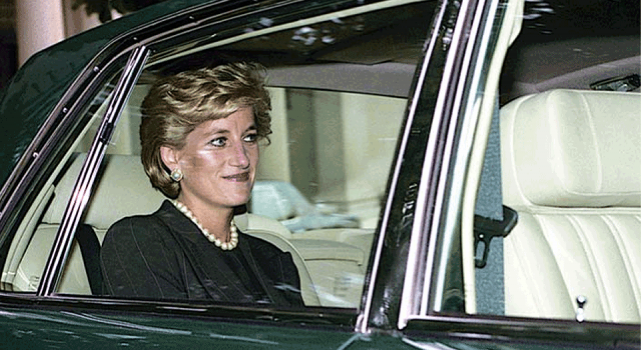 Lady Diana 1997’de Paris’te ölürken son nefesinde ne dedi?