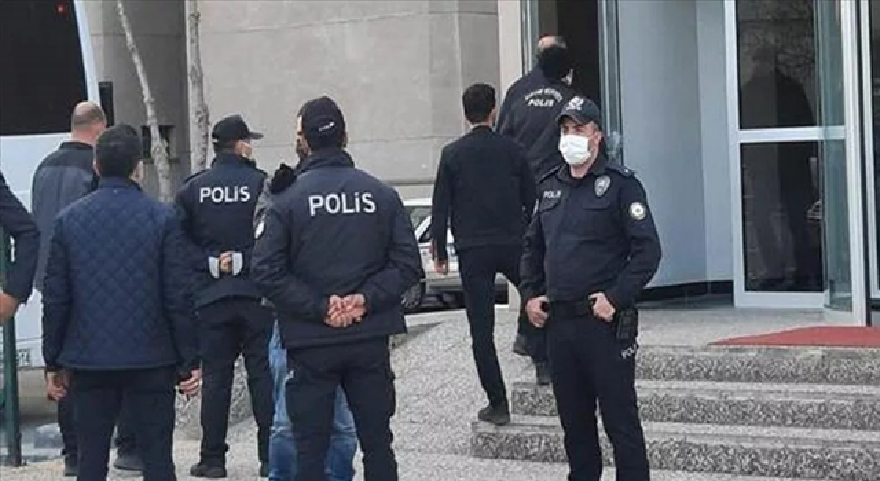 Beyoğlu'nda silahlı saldırı: 3 ölü, 1 yaralı