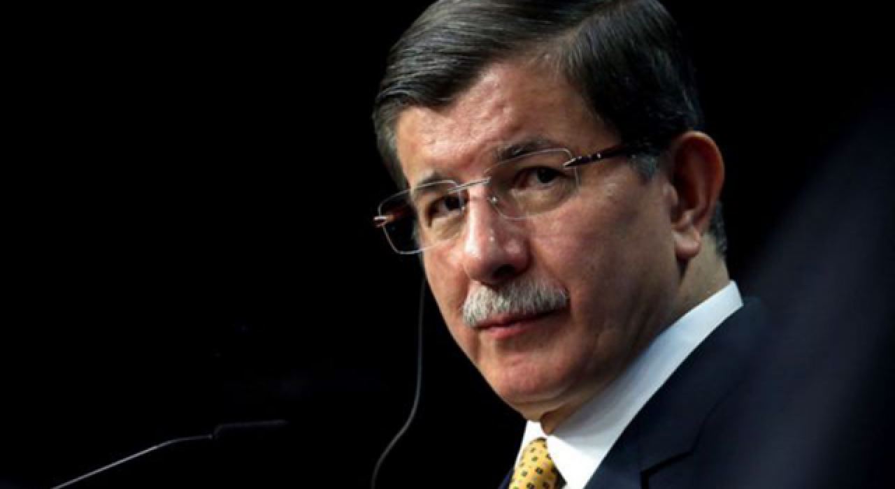 Davutoğlu'ndan "Bu yanlış derhal düzeltilmeli" açıklaması