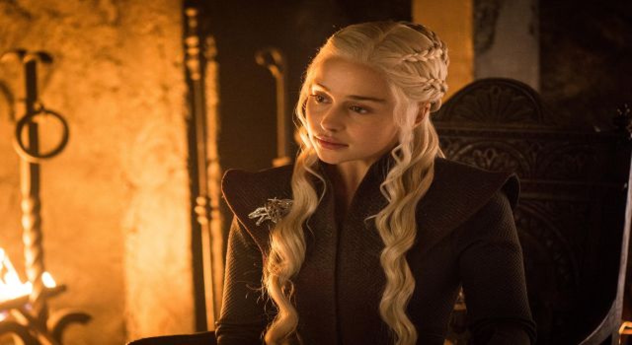 Game of Thrones'un yıldızı Emilia Clarke'tan Marvel'ın gizlilik takıntısı hakkında şakayla karışık gönderme