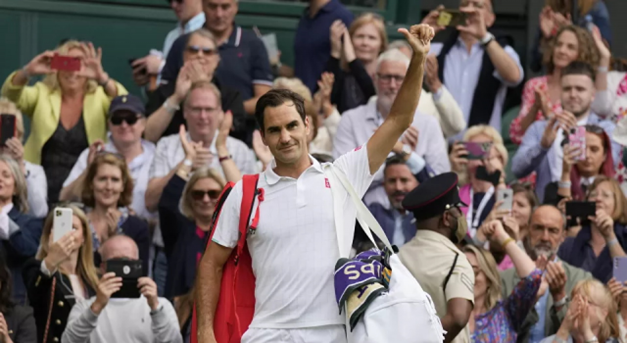 Roger Federer Wimbledon'a çeyrek finalde veda etti