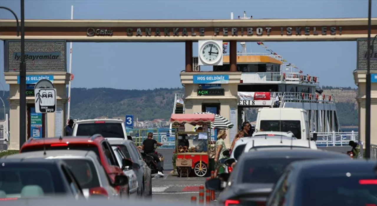 Tatilciler dönüş yolunda; Trafik Yoğunluğu Başlıyor