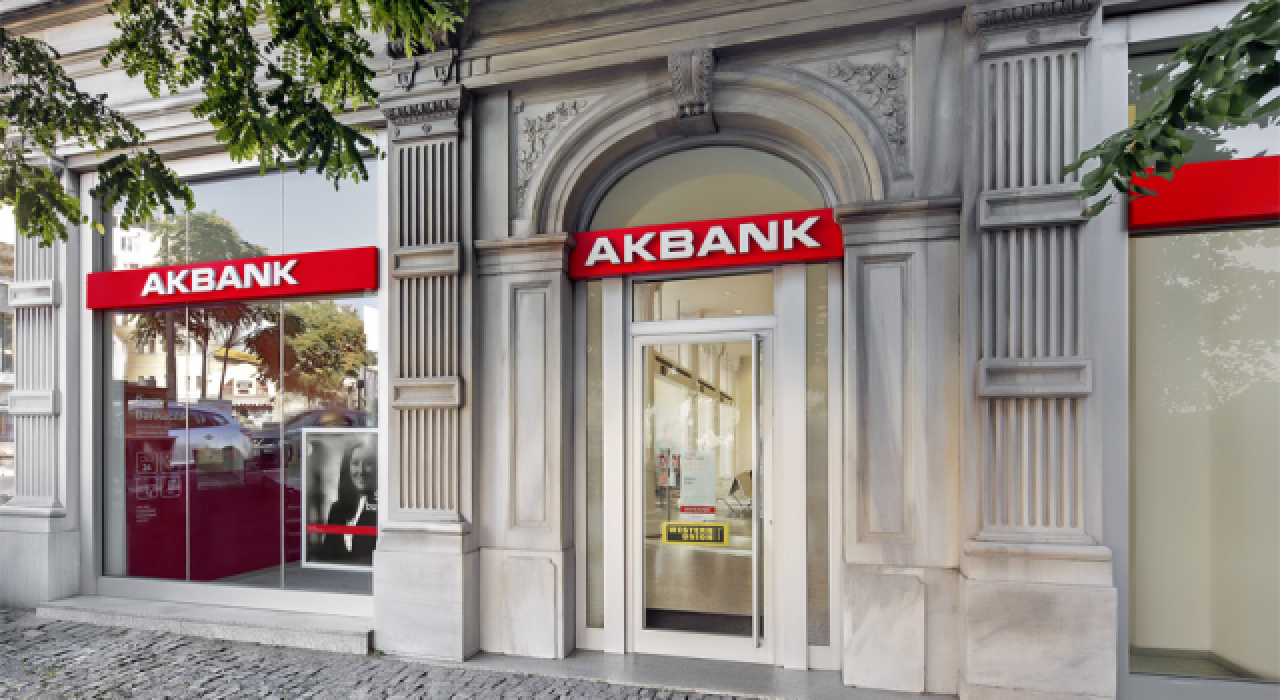 Tüm sistemleri çöken Akbank’tan açıklama