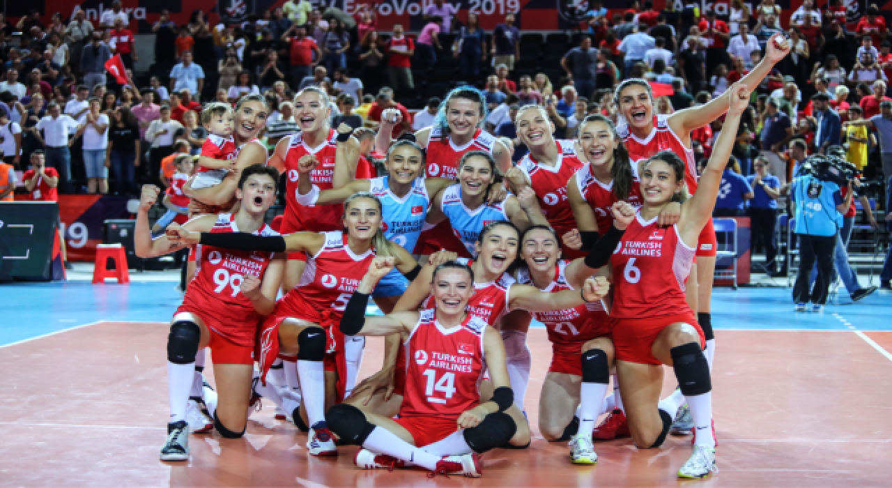 A Milli Kadın Voleybol Takımı,  hazırlıklarını tamamladı!