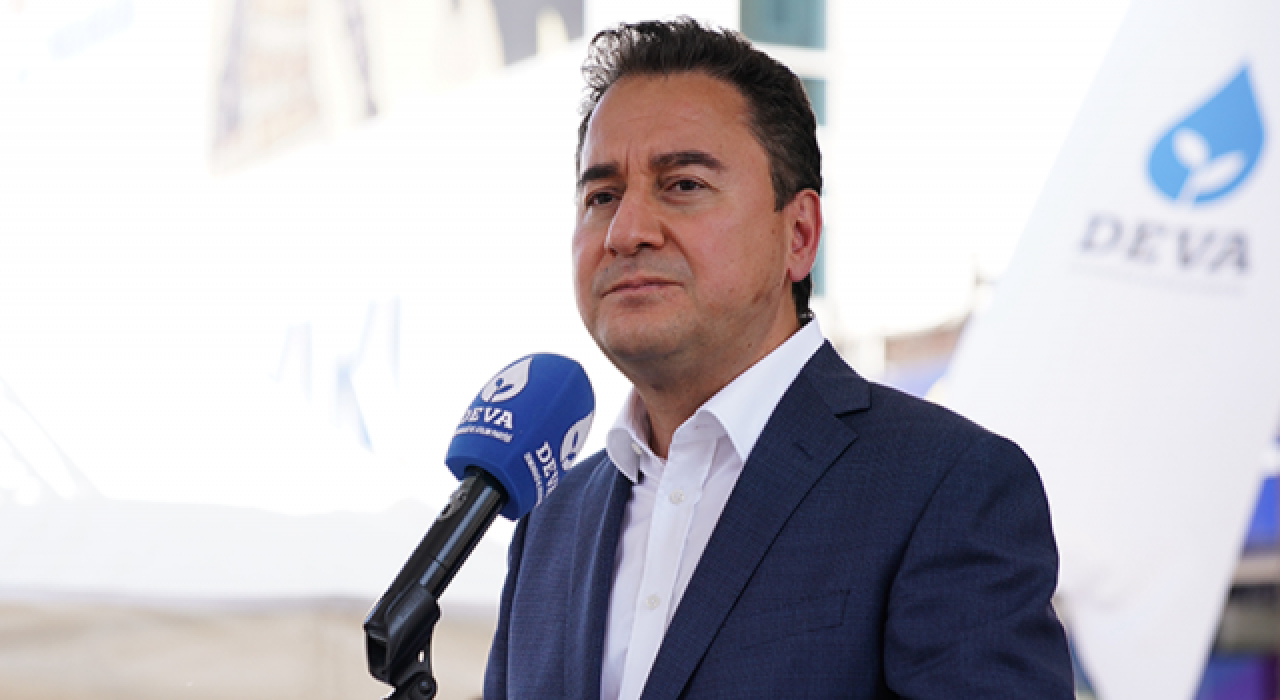 Ali Babacan: Yurt ve ev ücretleri ödenmeyecek düzeyde