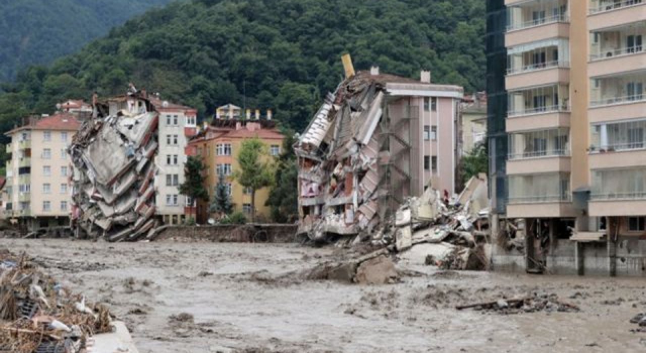 Batı Karadeniz'de can kaybı 27'ye yükseldi