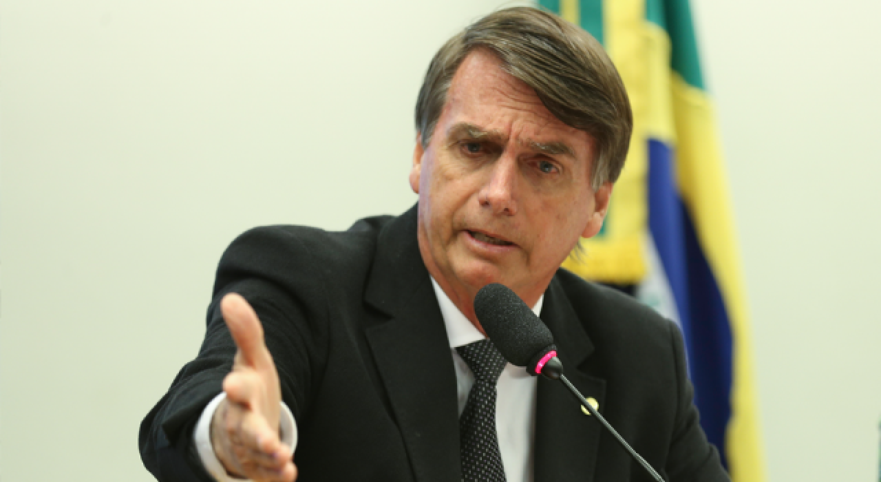 Brezilya Devlet Başkanı Bolsonaro'dan yandaşlarına “silah alın” çağrısı