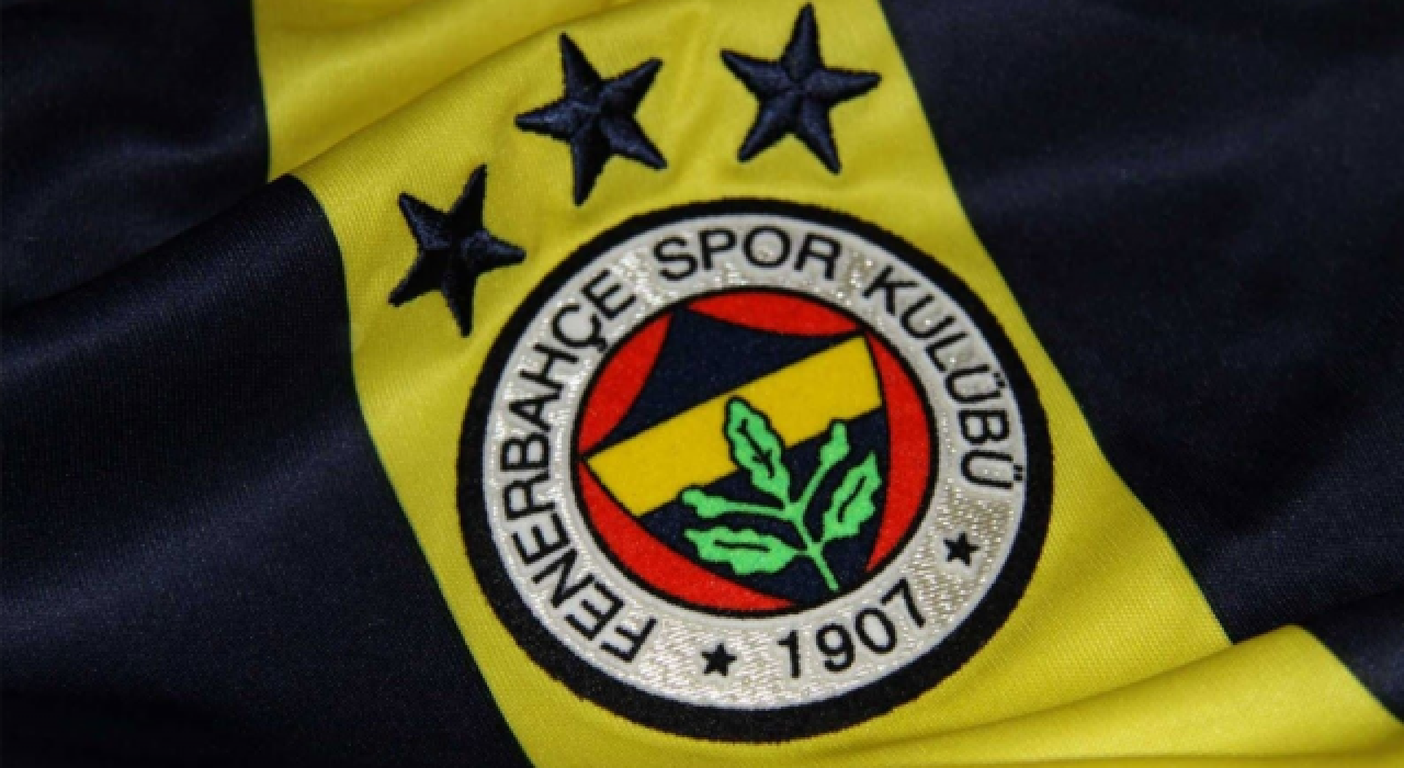 Fenerbahçe'de Caner Erkin ve Sinan Gümüş kadro dışı bırakıldı