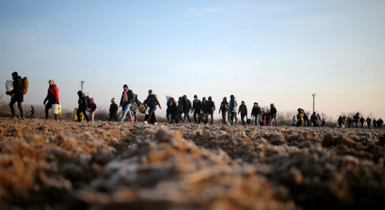 Hatay'da yasa dışı yollarla gelen 43 göçmen yakalandı!