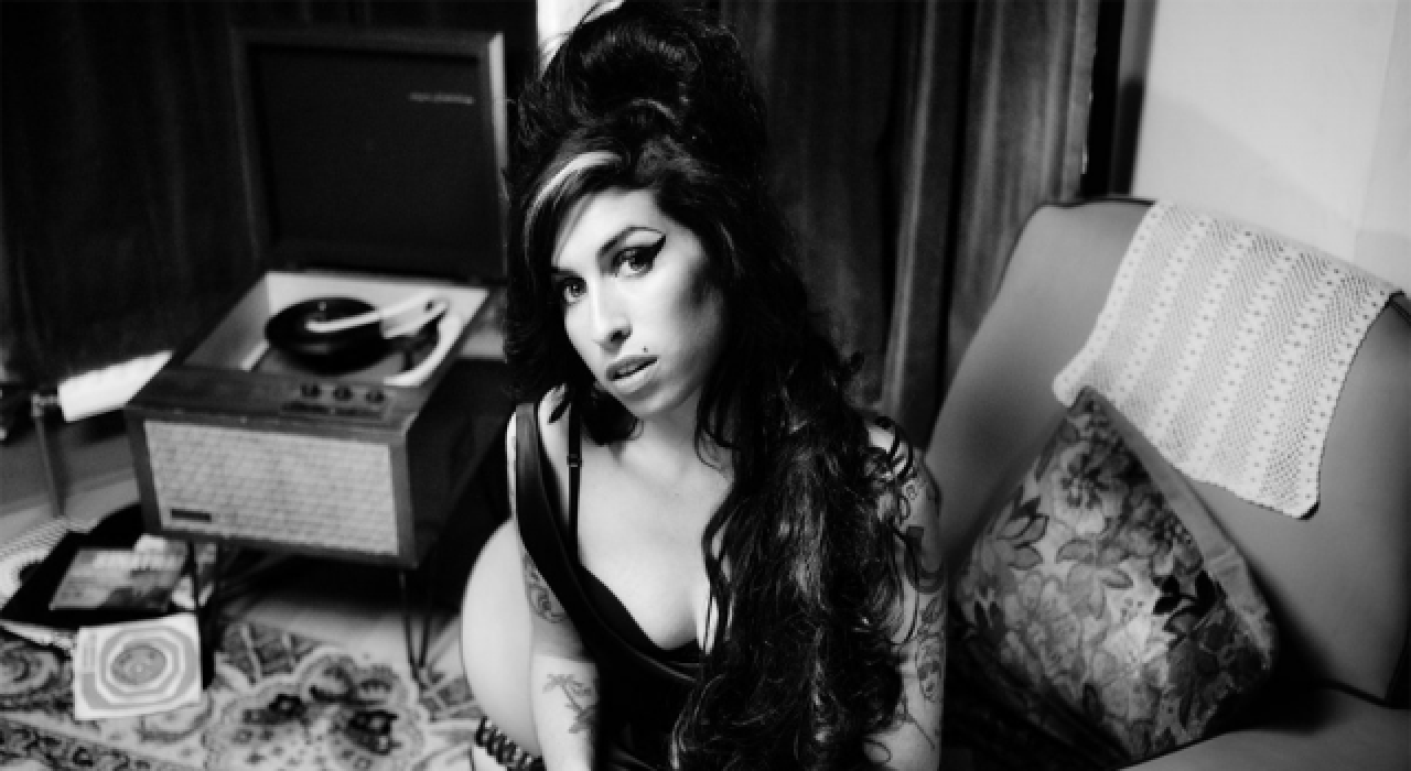 Hiçbir Yerde Olmayan Amy Winehouse Görüntüleri NFT Olarak Yayınlanacak