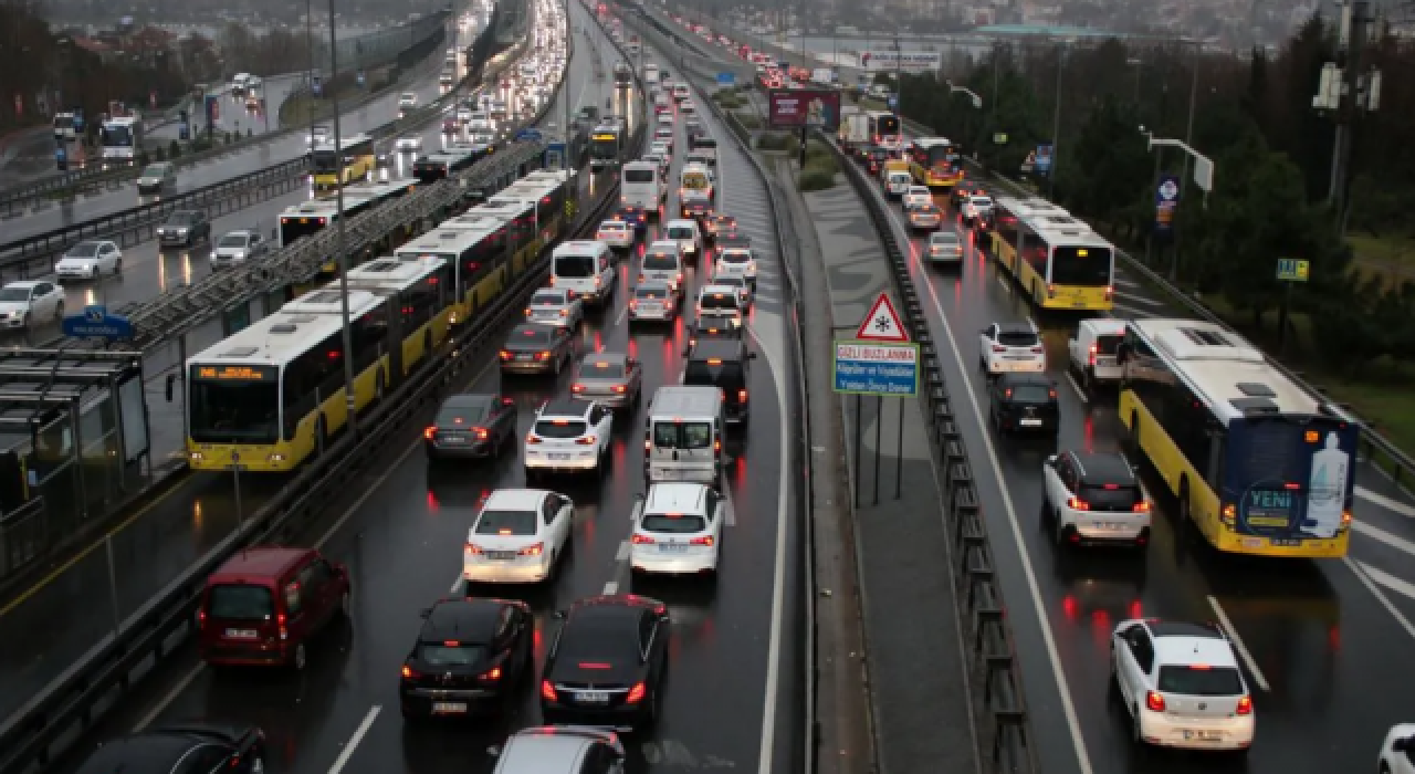 İstanbul Valiliği açıkladı!  Bazı yollar iki gün boyunca trafiğe kapalı olacak