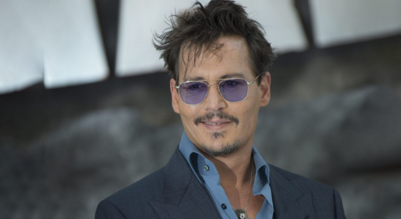 Johnny Depp itibar davasını kazandı