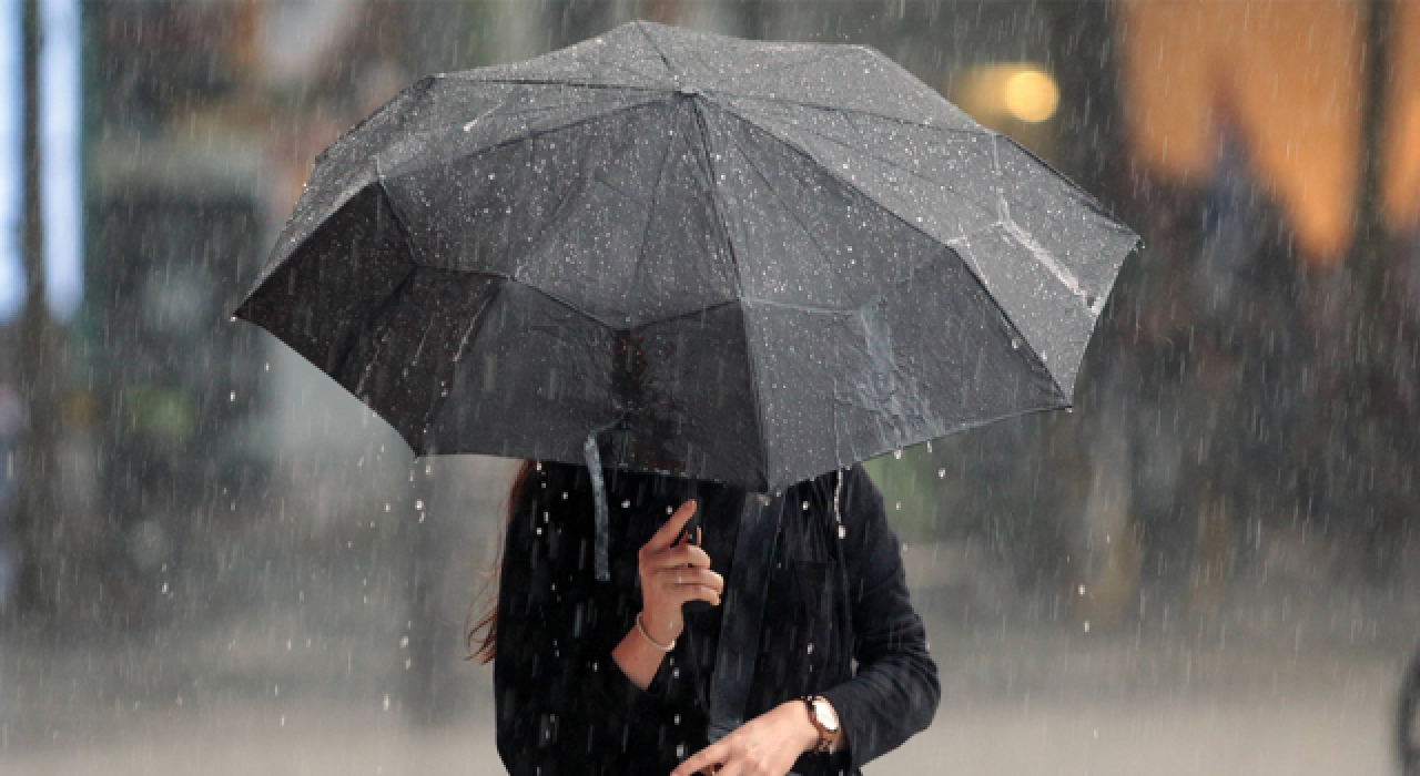 Meteoroloji'den, İstanbul dahil bir çok il için sağanak yağış uyarısı!