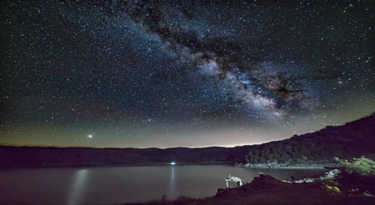 Nemrut Krater Gölü'nde yıldız şöleni