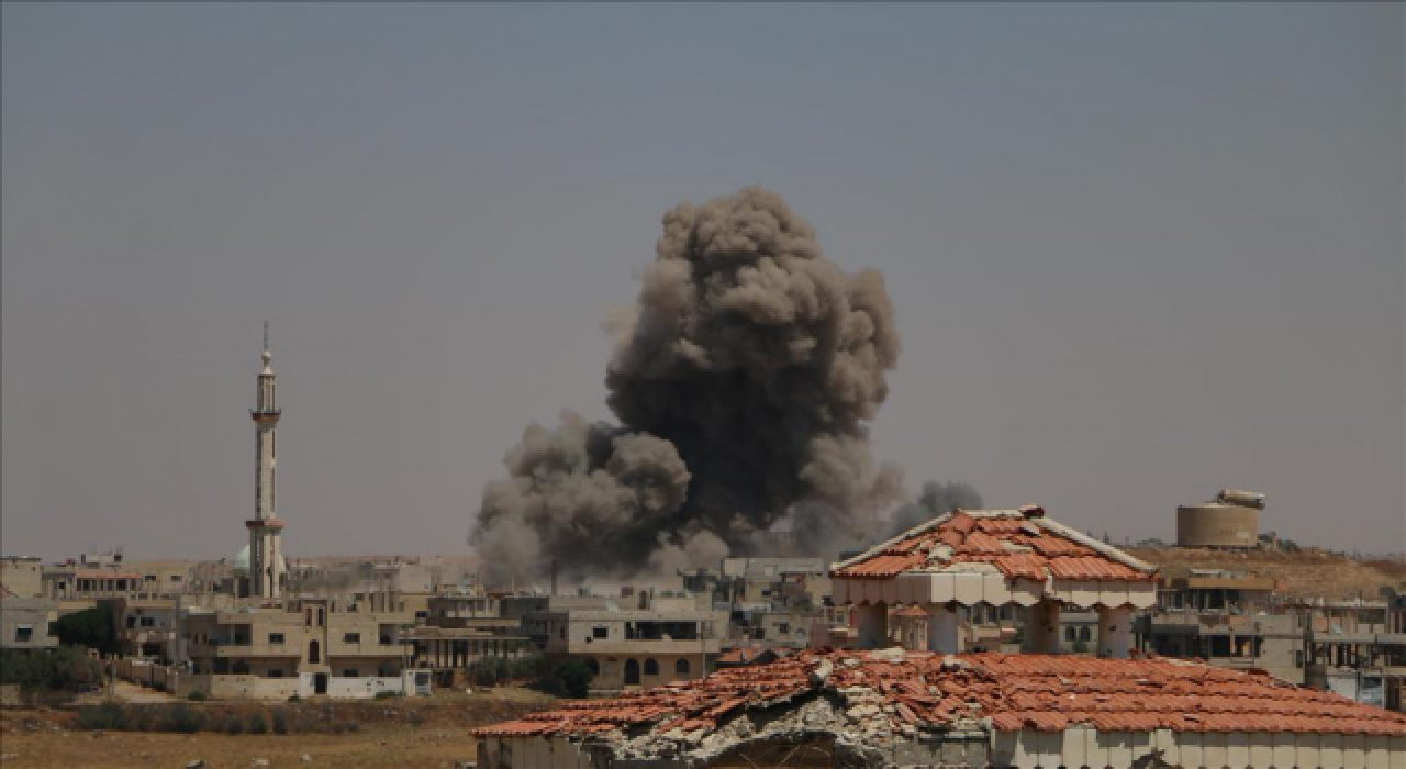 Suriye’nin güneyinde Dera'da halk yoğun bombardıman altında