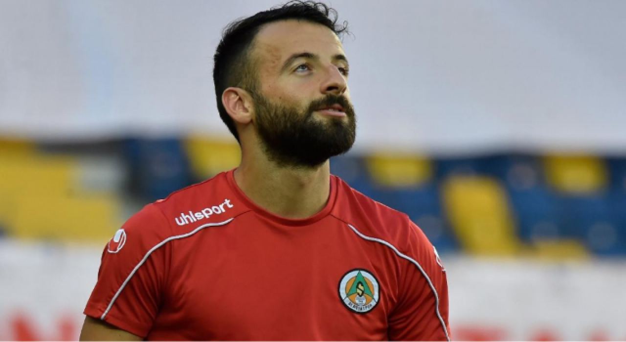 Trabzonspor'dan Manolis Siopis transferi