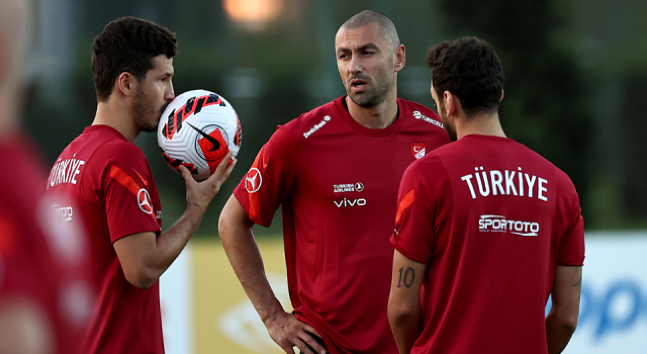 A Milli Futbol Takımı kadrosunda değişiklik!