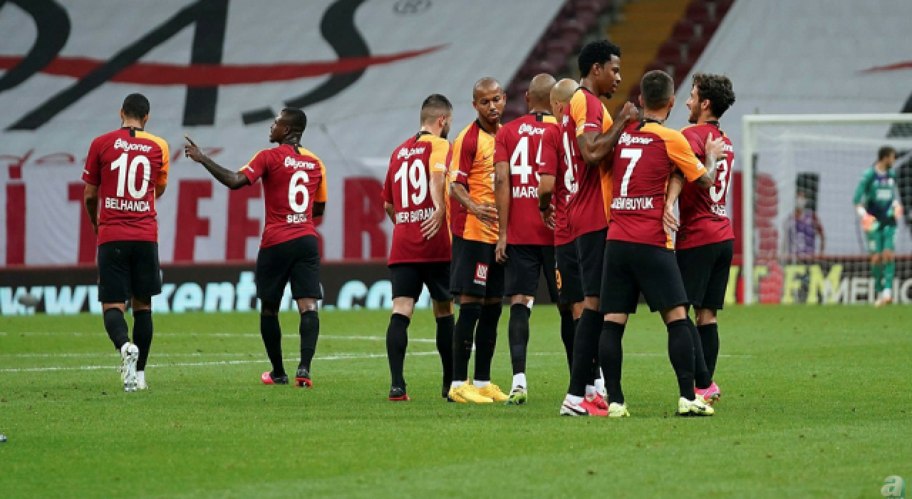 Galatasaray'ın Kayserispor maçı kamp kadrosu belli oldu