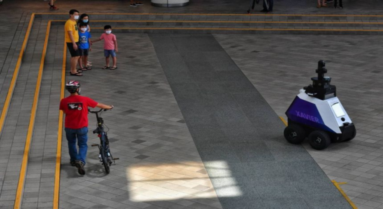 Singapur'da asayişi robotlar sağlayacak