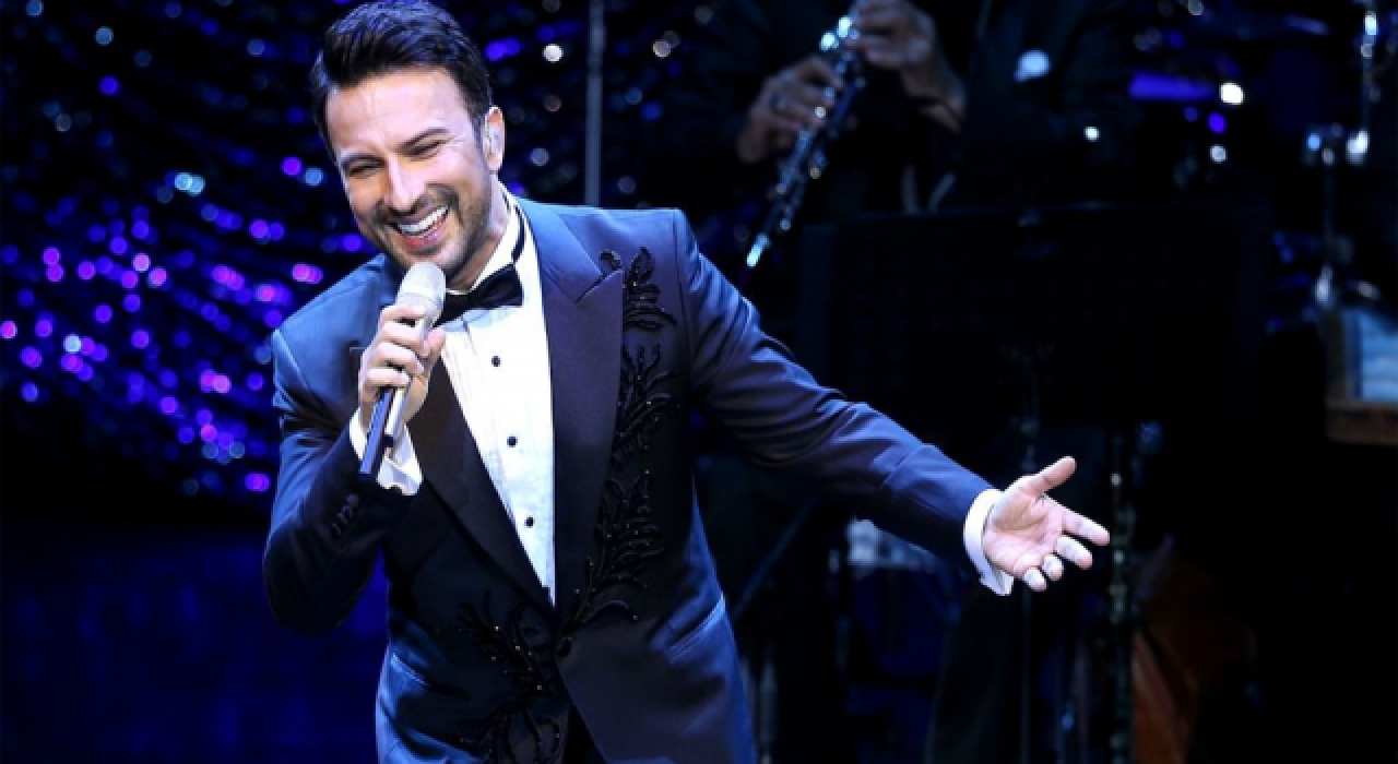 Tarkan, sildiği fotoğrafla ilgili açıklama yaptı: Hangi akla hizmet öyle bir şey yaptım bilmiyorum