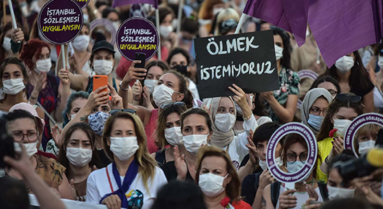 Boşandığı kadını öldürüp, boşanma davalarında şahitlik yapan komşusunu yaraladı