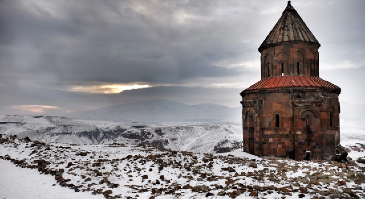 Doğu Anadolu Bölgesi'nde termometreler sıfırın altında 9 dereceyi gördü