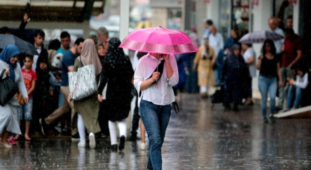 Meteoroloji uyardı! 3 bölge için sağanak yağmur bekleniyor