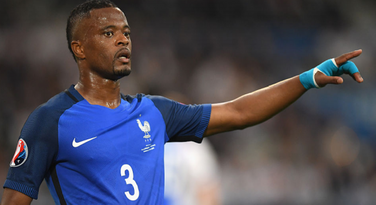 Patrice Evra, çocukken tacize uğradığını açıkladı