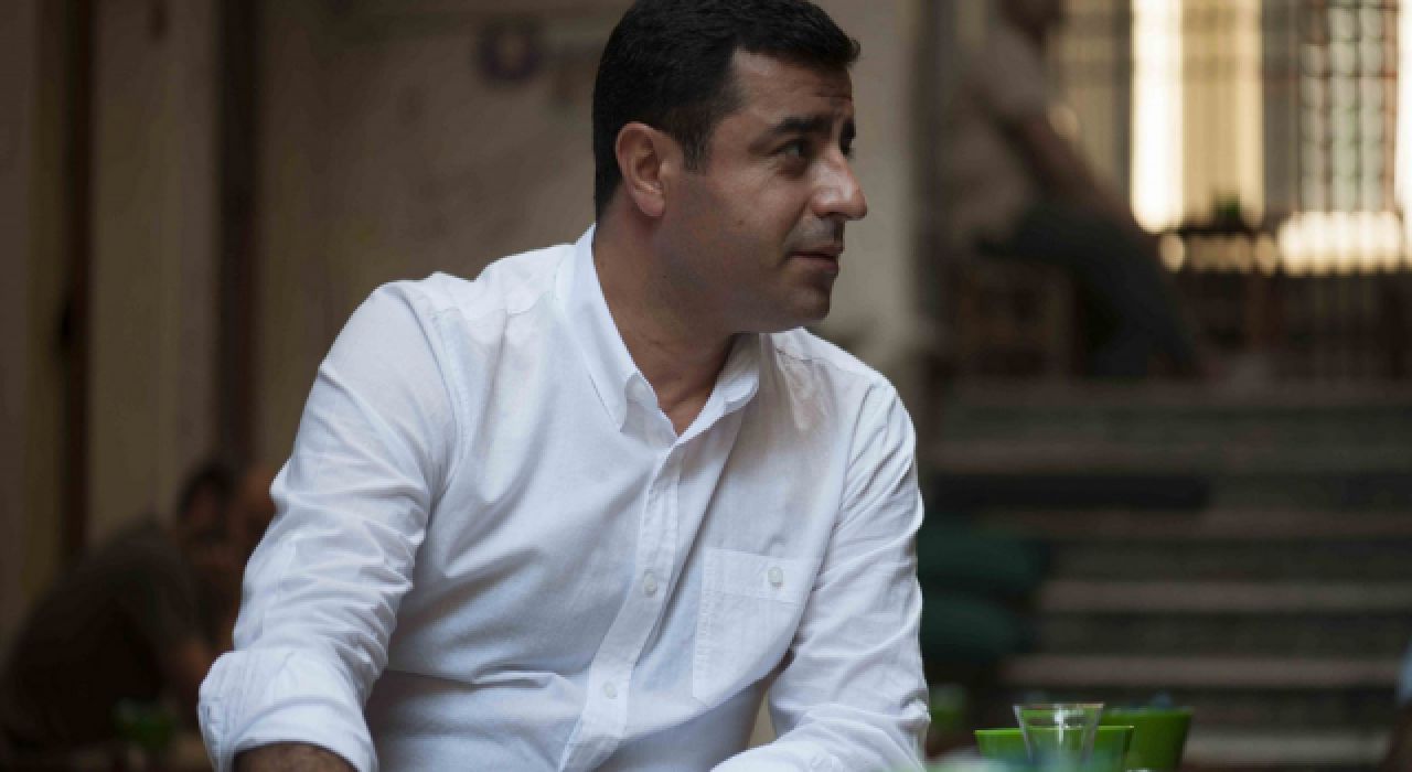 Selahattin Demirtaş'tan "Politika" yazısı