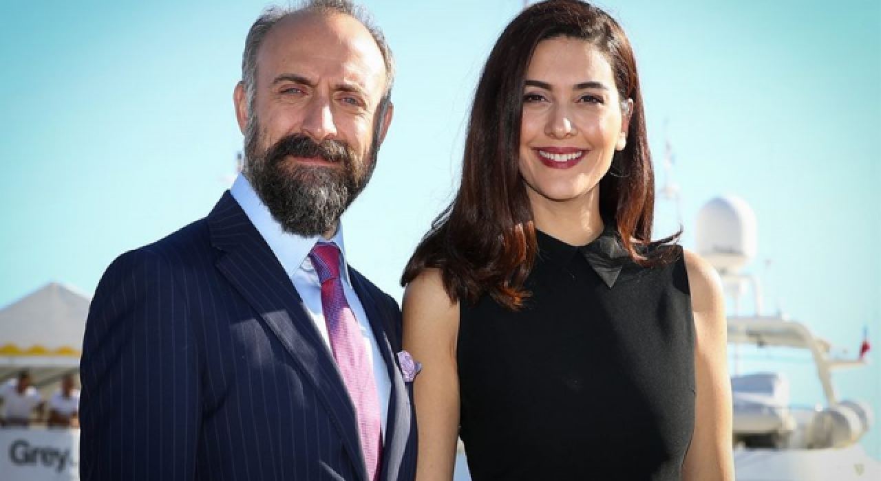 Bergüzar Korel üçüncü kez anne oldu, kızı Leyla'ya  kavuştu