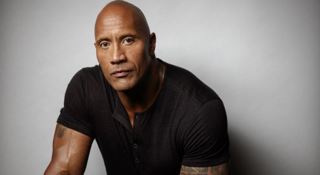 Dwayne Johnson hayranına arabasını hediye etti