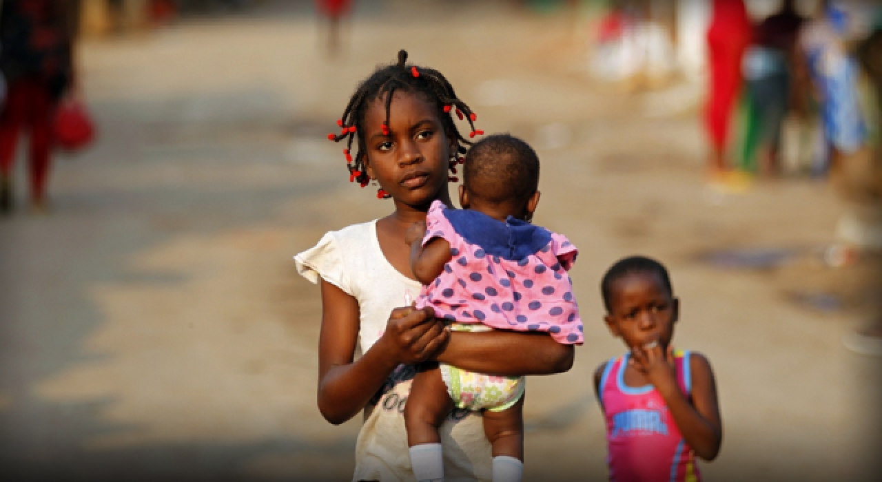 Güney Afrika ülkesi Angola, sınırları kapatma kararı aldı