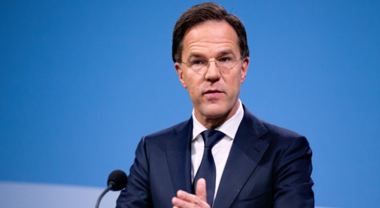 Mark Rutte'den Kovid-19 protestocularına: Aptallar