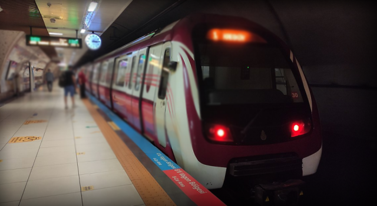 Metroda kadın yolcuyu tehdit eden saldırgan tutuklandı!