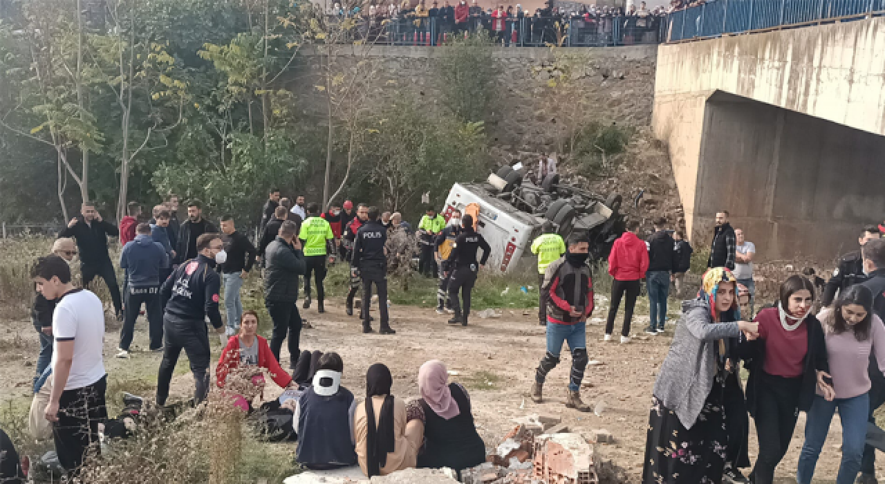 Öğrenci servisi dere yatağına düştü: Çok sayıda yaralı var