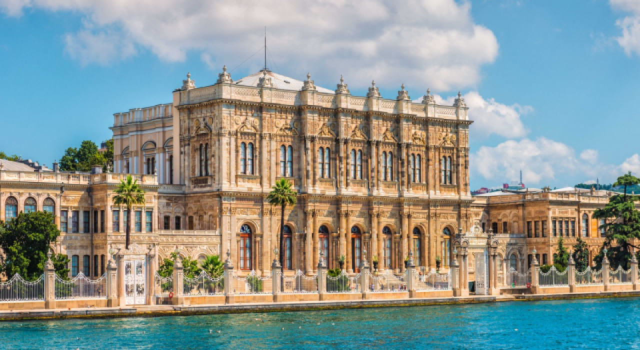 Topkapı, Dolmabahçe ve Beylerbeyi Sarayı'na restorasyon