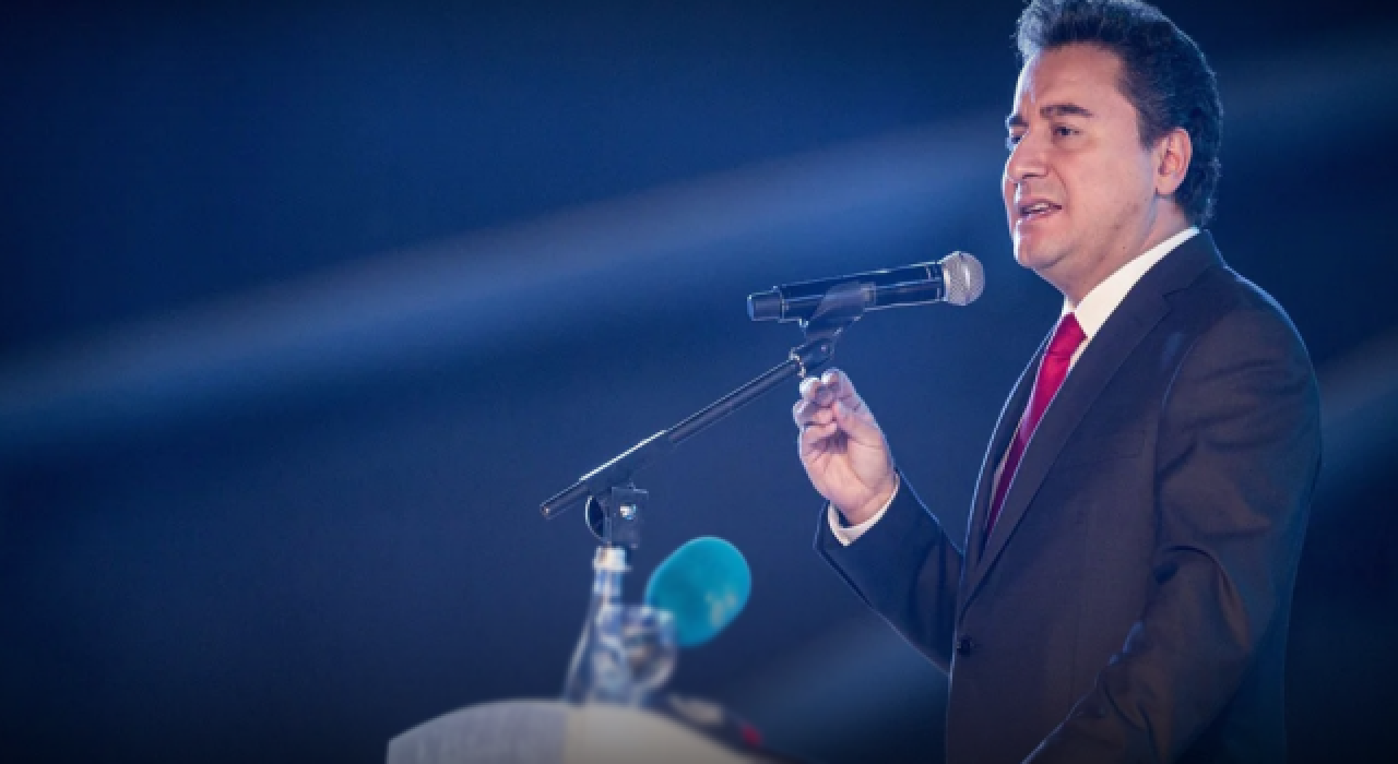 Ali Babacan: "Böyle bir yönetim ayakta kalamaz, kalamayacak"