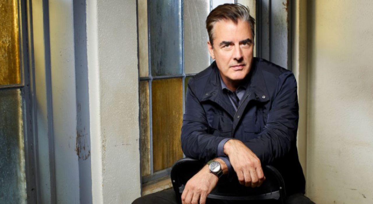 Chris Noth, tecavüz suçlamaları sonrası o diziden kovuldu