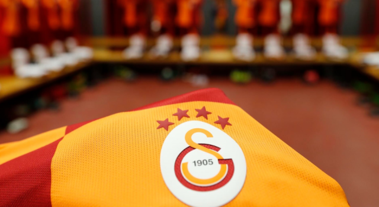 Galatasaray bir oyuncusunun Kovid-19 olduğunu açıkladı