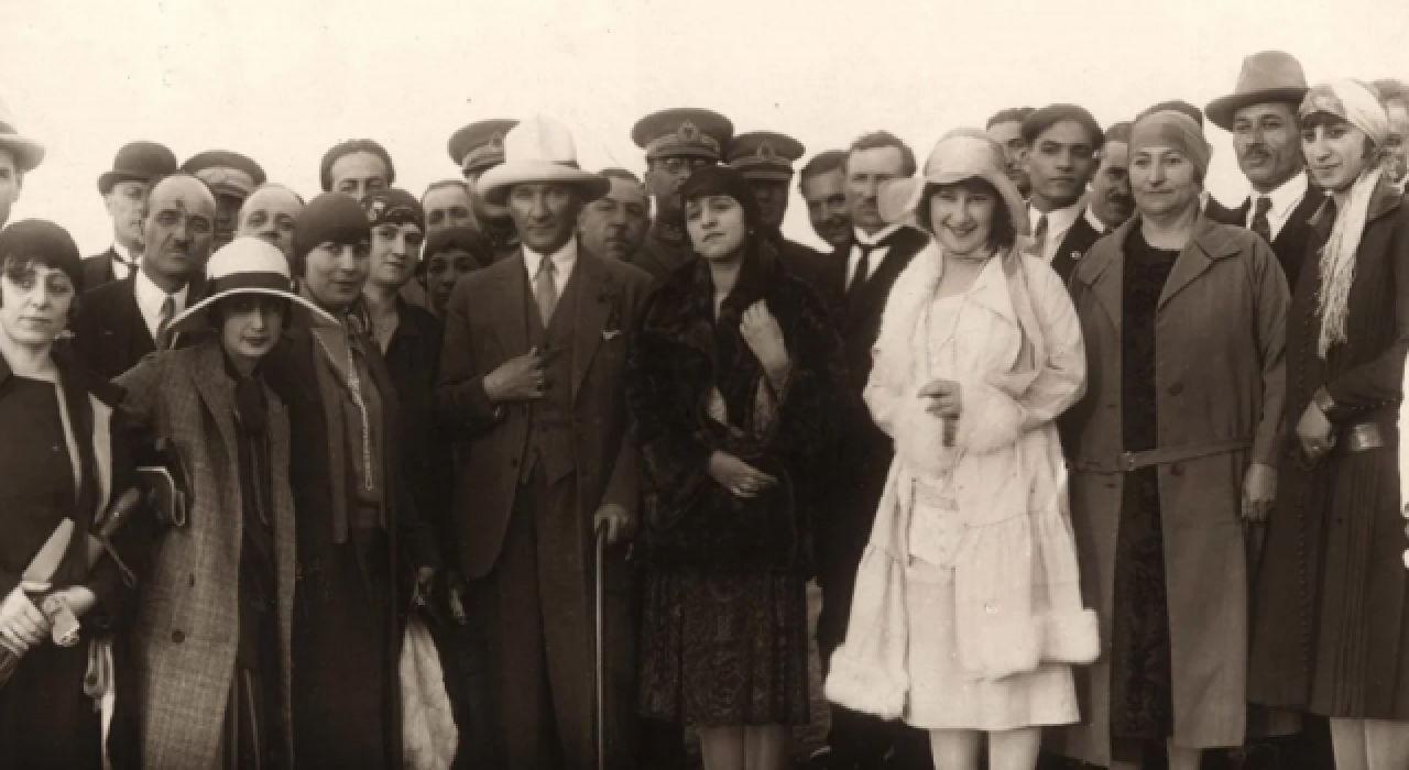 Genelkurmay arşivinden Atatürk ve Türk kadını fotoğrafları