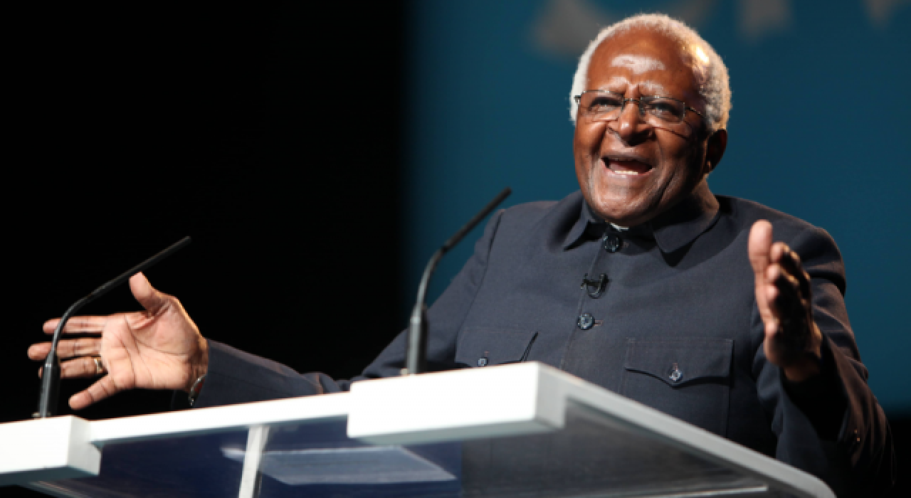 "Güney Afrika'nın vicdanı" Desmond Tutu yaşamını yitirdi