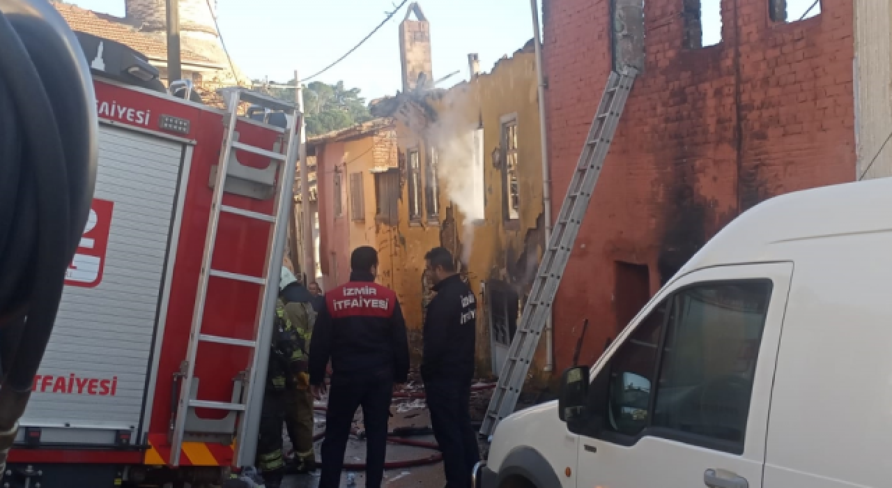 İzmir'de kahreden olay! 3 çocuk yangında öldü