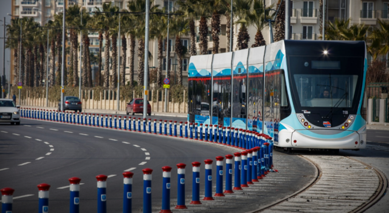 İzmir'de toplu ulaşıma zam