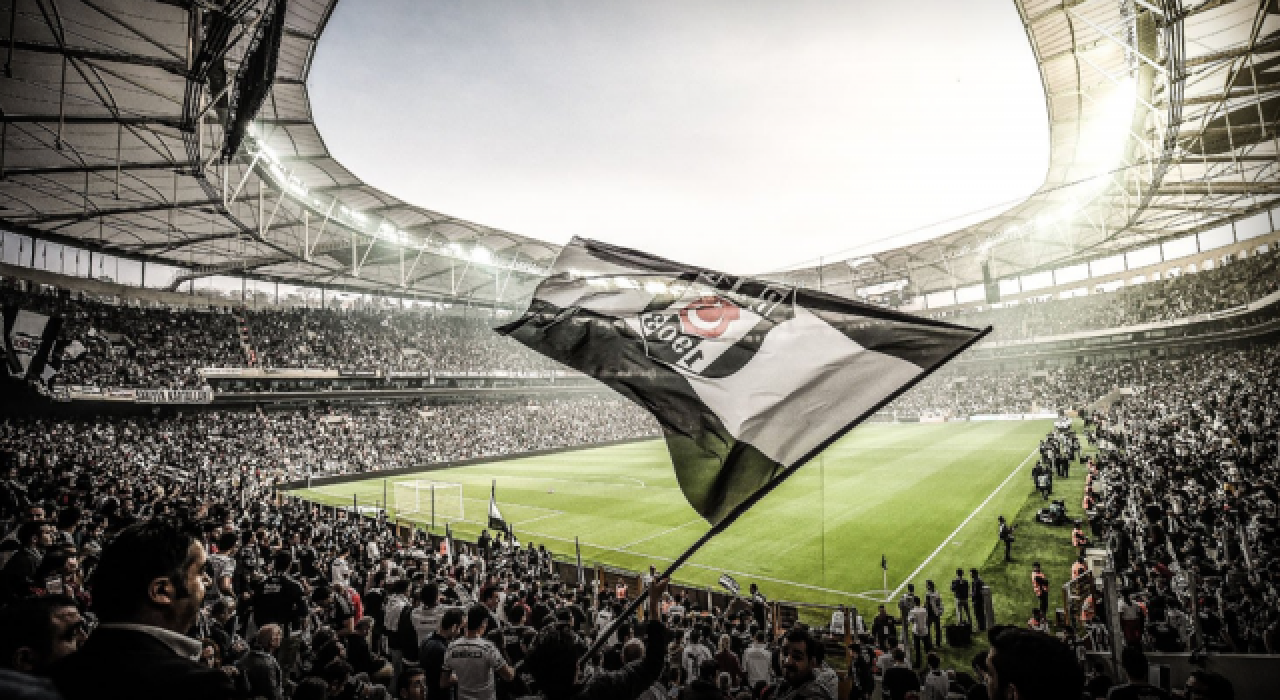 Beşiktaş'ta 5 isim, Süper Kupa maçı kadrosundan çıkartıldı