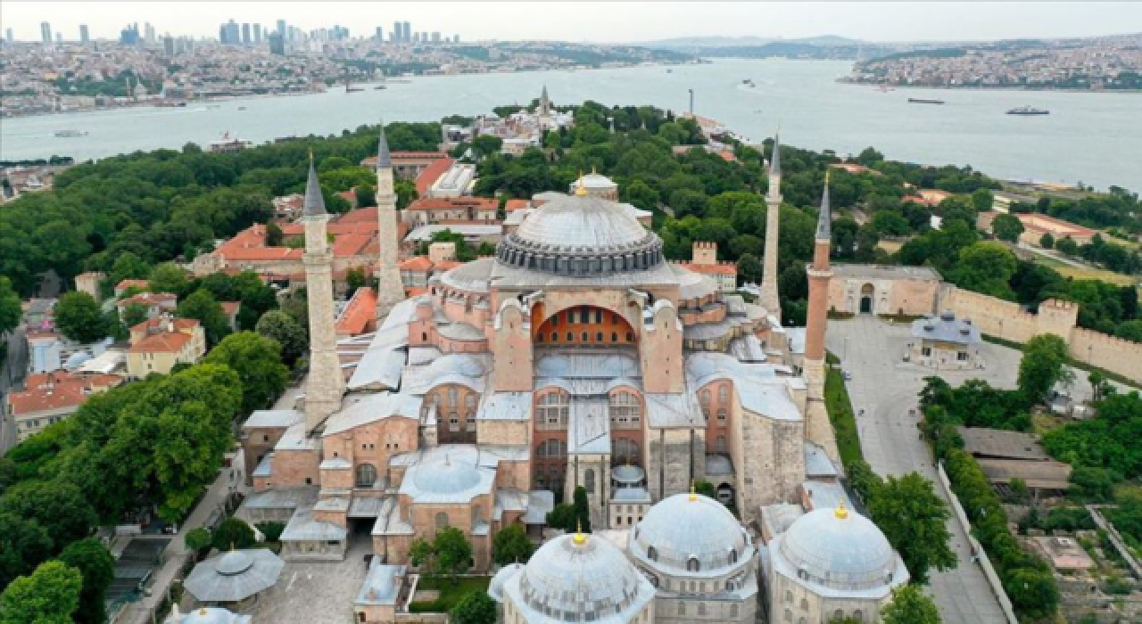 Central Park'tan Eyfel Kulesi'ne her şey satılık