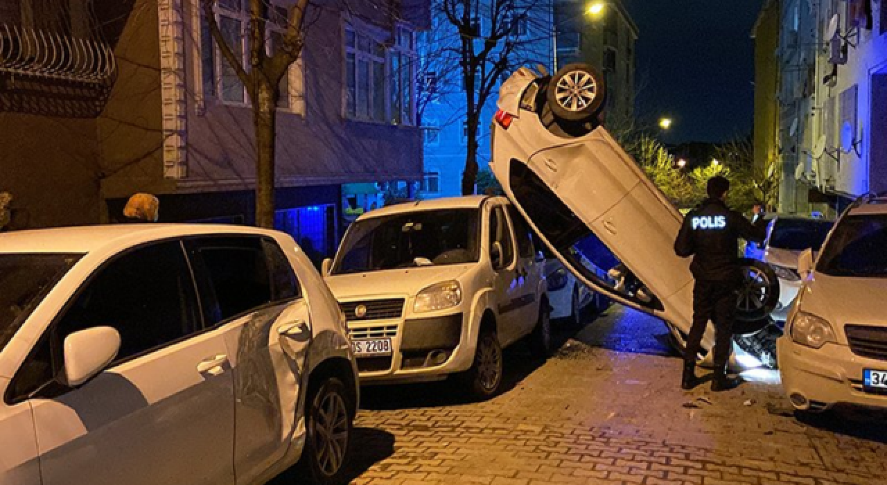 İstanbul'da alkollü sürücü park halindeki araçlara çarptı