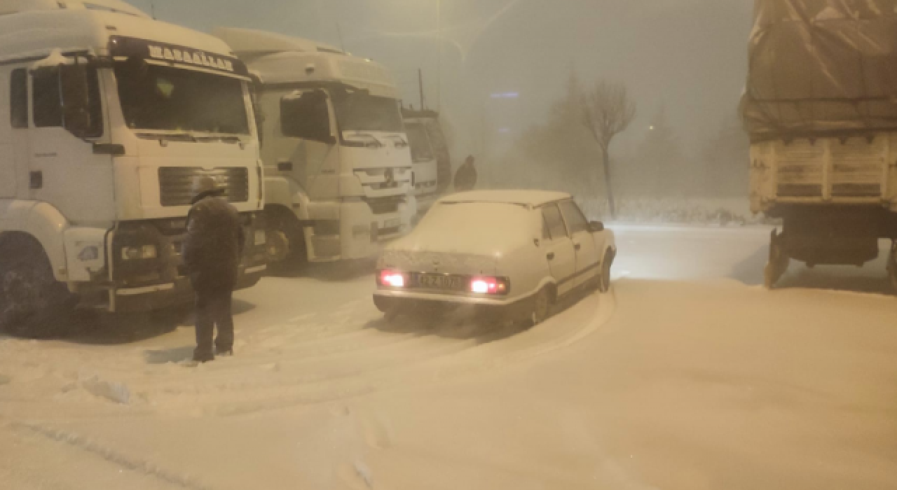 Karayolları Genel Müdürlüğü, ulaşıma kapanan yolları duyurdu