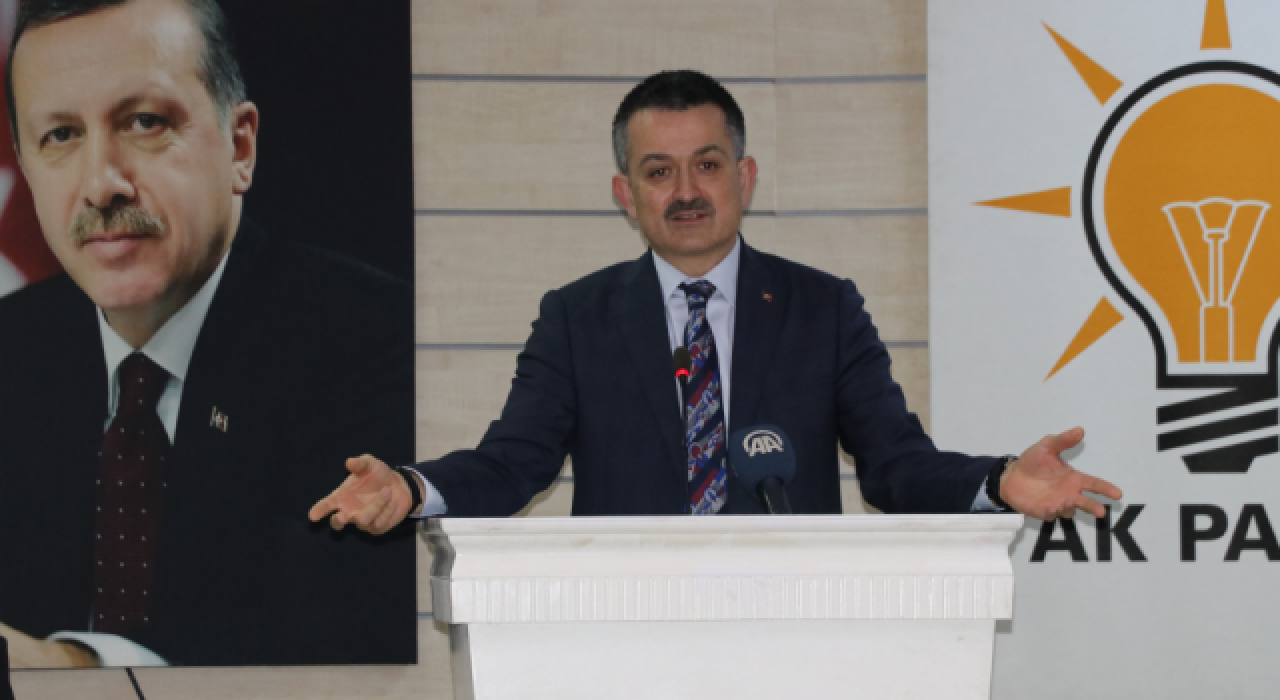 Pakdemirli'den muhalefete: Topunuz da bir araya gelseniz, sizi sandığa gömeceğiz